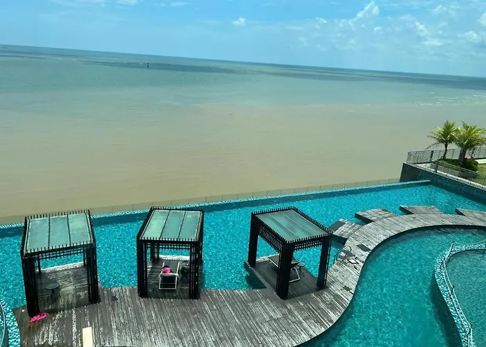 Imperium Residence 1 Queen Bed Sea View
